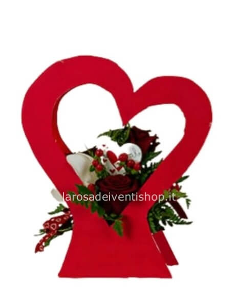 Scatola cuore media con composizione fiori